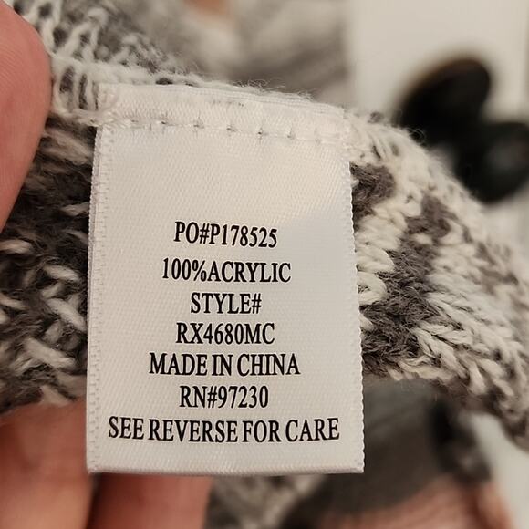 Almost Famous Crave Fame Waterfall Cardigan Sweater, Medium - Picture 5 of 8